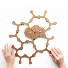 Counting Clouds - beweegbare houten wandklok