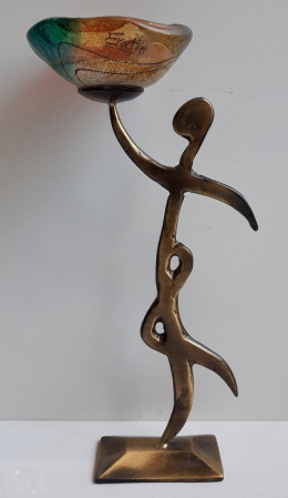Bronzen figuur met glazen schaaltje - Eratini